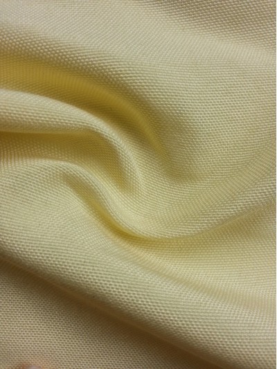 TB-FDN  平紋枱布  桌布 100％滌  米黃色  TBC004 45度照